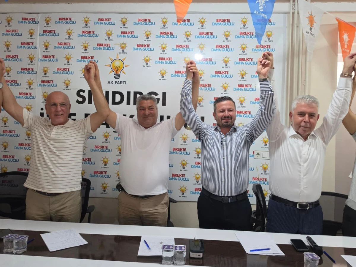 AK Parti Balıkesir İl Başkanı Mehmet Aydemir: &ldquo;Sındırgı&rsquo;da Birlik Var, Dayanışma Var, Dev Yatırımlar Var!&rdquo;
