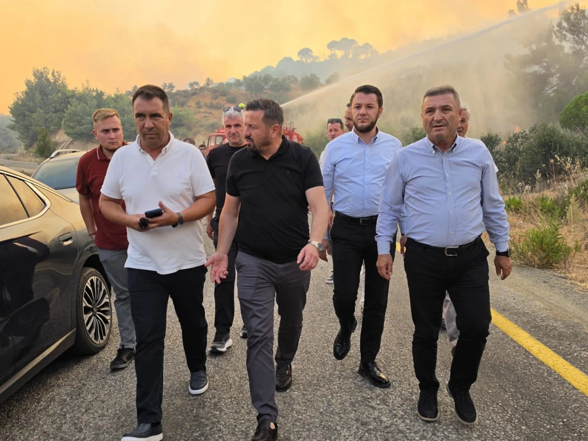 AK PARTİ BALIKESİR İL BAŞKANI MEHMET AYDEMİR YANGIN B&Ouml;LGESİNDE