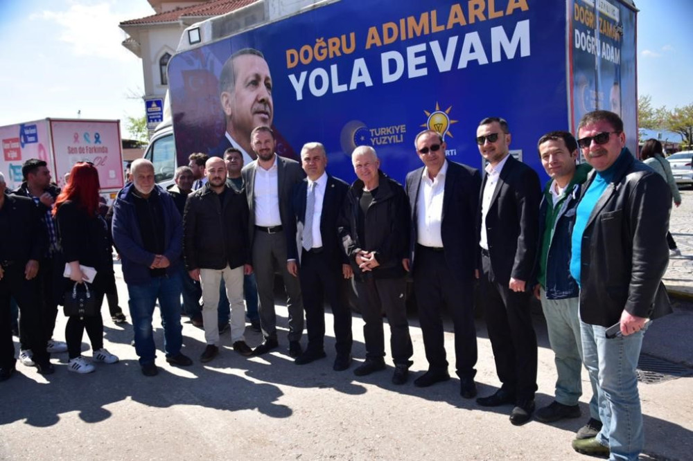 AK Parti Balıkesir'den Bandırma'da 9'da 9 tam saha çalışma