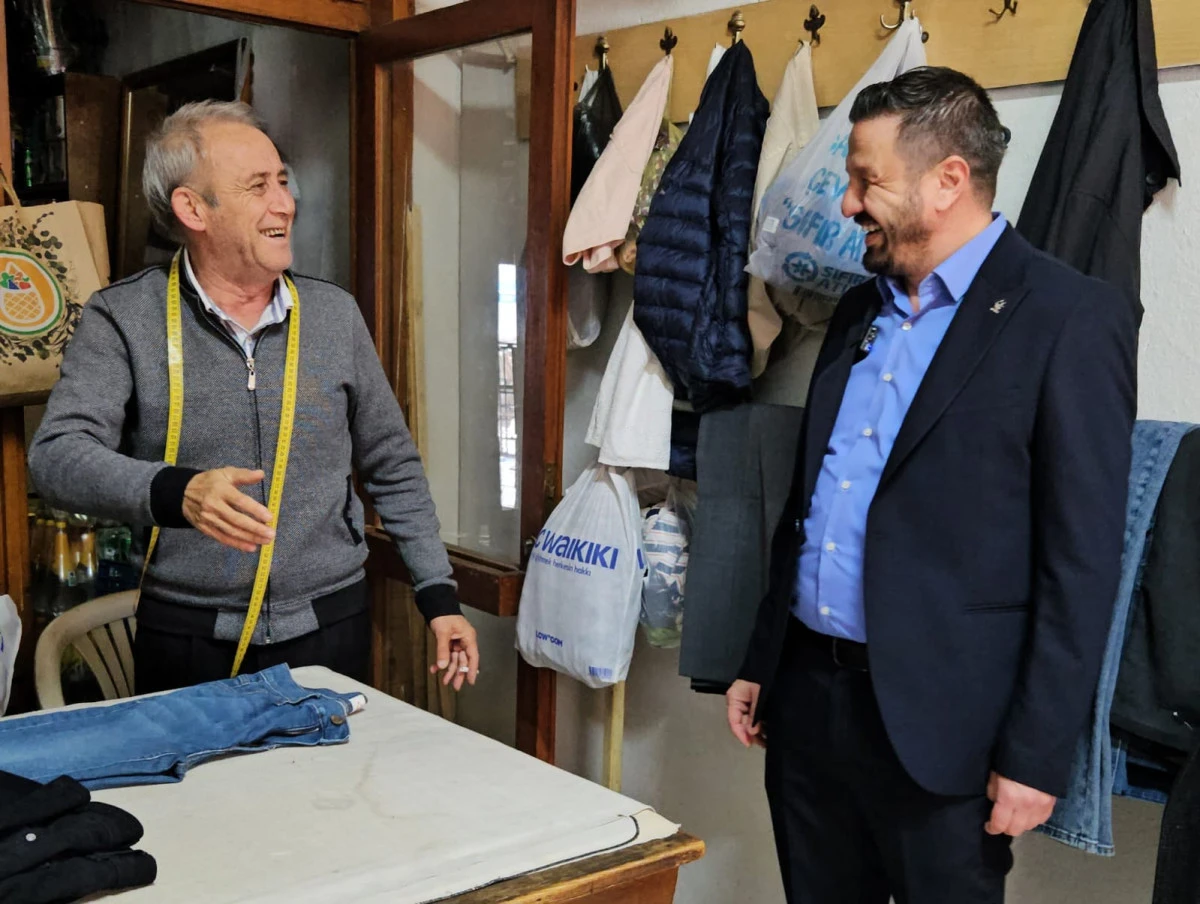 &ldquo;AK Parti İl Başkanı Mehmet Aydemir Edremit&rsquo;i de g&ouml;n&uuml;lleri de fethetti&rdquo;
