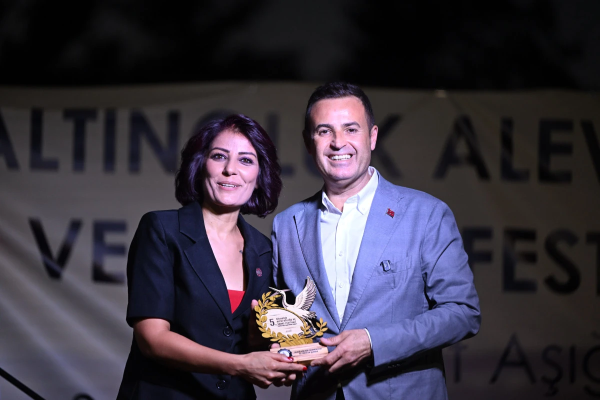 Akın, 5. Altınoluk Alevi K&uuml;lt&uuml;r ve Sanat Festivali&rsquo;ne katıldı