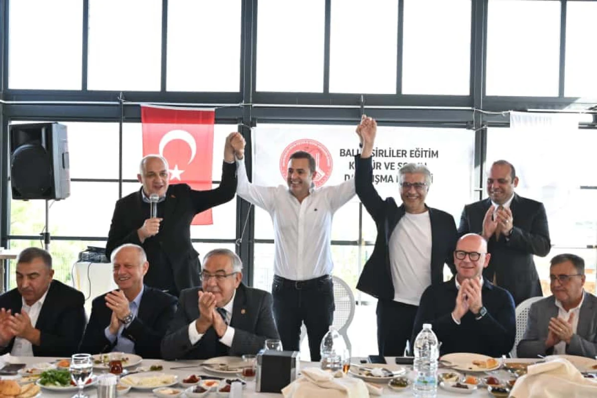Akın:"Biz g&uuml;&ccedil;l&uuml; Balıkesir ailesiyiz" 