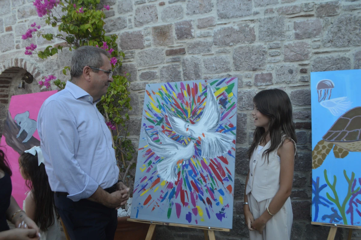 Ayvalık&rsquo;ın minik Picasso&rsquo;ları Cunda&rsquo;da buluştu