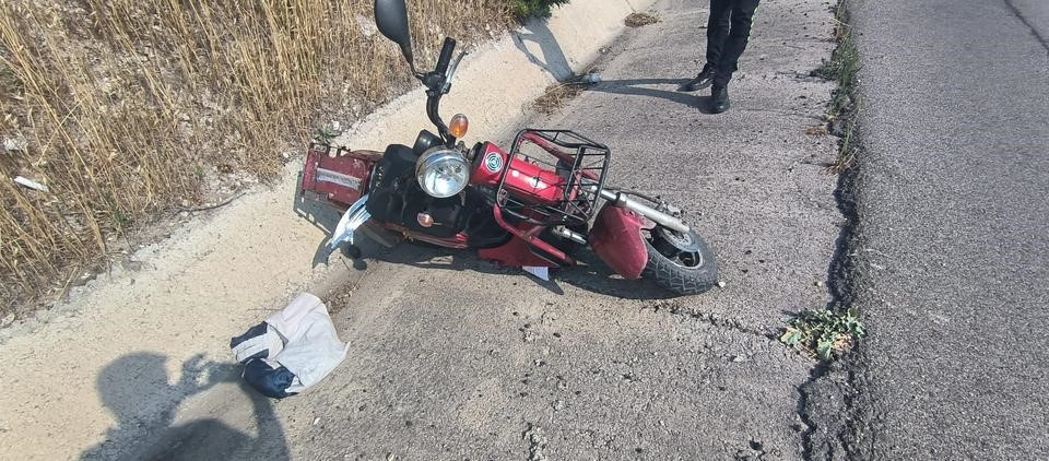 Ayvalık'ta elektrikli bisiklet ile otomobil çarpıştı: 1 ölü, 1 yaralı