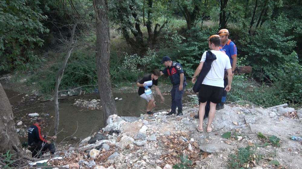 Balık tutmaya giderken kaybolan 3 genci AFAD ekipleri buldu