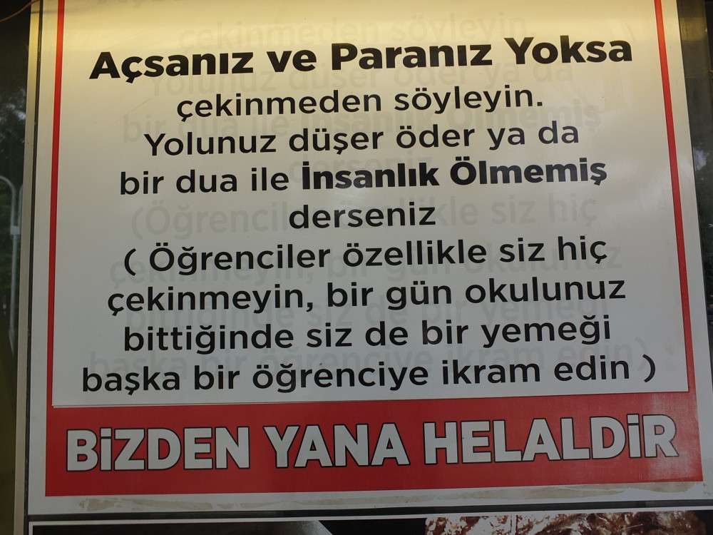 Balıkesirli işletmeci 5 yıldır ihtiya&ccedil; sahiplerini &uuml;cretsiz doyuruyor