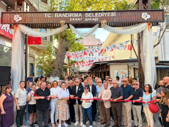 Bandırma'da Sanat Sokakta