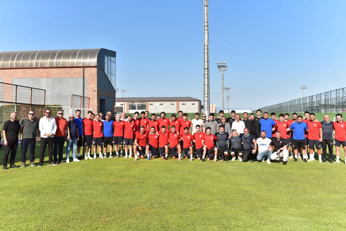 BAŞKAN ŞEHİRLİ &ldquo;BALIKESİRSPOR&rsquo;UN BAŞARISI, BALIKESİR&rsquo;İN BAŞARISIDIR&rdquo;