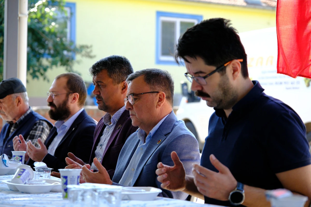 BAŞKAN ŞEHİRLİ, TAŞK&Ouml;Y&rsquo;DE 35 YILLIK TAPU SORUNUNU &Ccedil;&Ouml;ZD&Uuml;