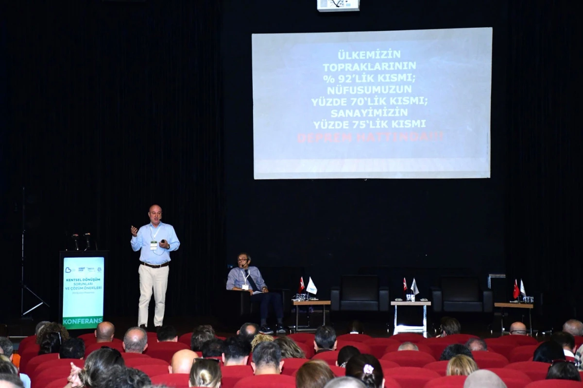 B&uuml;y&uuml;kşehir Kentsel D&ouml;n&uuml;ş&uuml;m S&uuml;recini Uzmanlarla Masaya Yatırdı