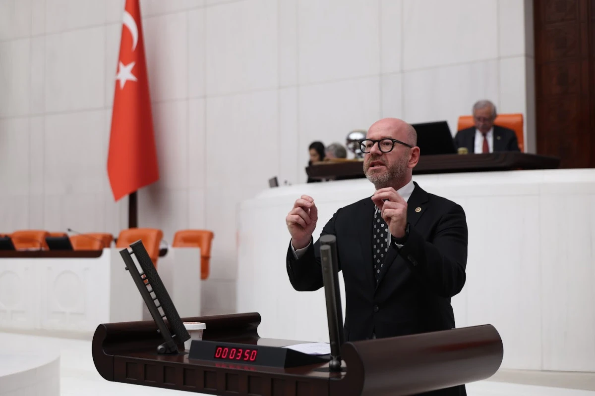 SERKAN SARI: ŞEHİTLİĞİN DE GAZİLİĞİN DE R&Uuml;TBESİ OLMAZ!