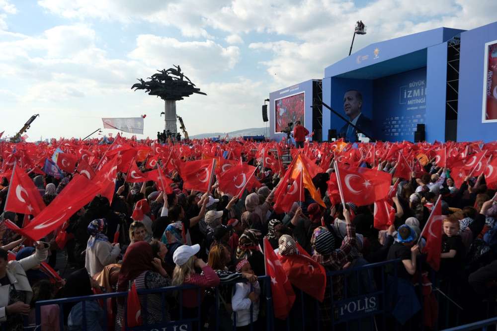 Cumhurbaşkanı Erdoğan'dan 6'lı masa tepkisi: "Bizzat kendilerinin &lsquo;kumar masası&rsquo; dedikleri masa, rulet masası &ccedil;ıktı"