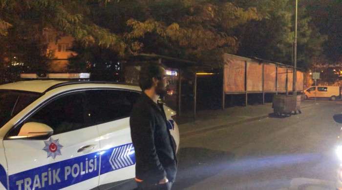 Ehliyeti kaptıran alkoll&uuml; s&uuml;r&uuml;c&uuml;: "Galatasaray'ım kazandı, ceza yedim ama yine keyfim yerinde"