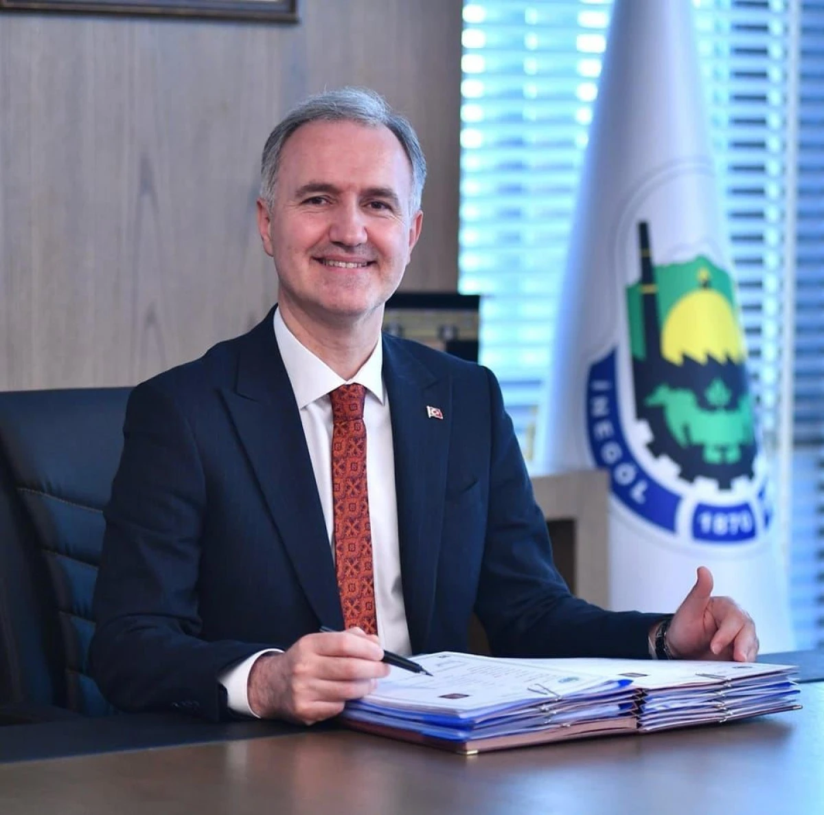 İneg&ouml;l Belediyesi&rsquo;nin &uuml;niversite &ouml;ğrencilerine eğitim yardımı