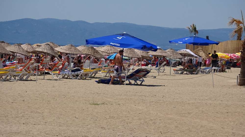 Kurban Bayramı tatilinde Ayvalık&rsquo;ın n&uuml;fusu 1 milyonu aştı
